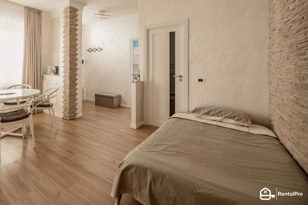 Ariston A 200M-Luxury Apartment Con A/C & Wi-Fi Sanremo Esterno foto